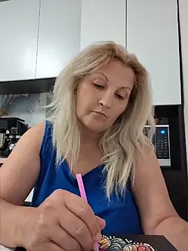 Divineblond