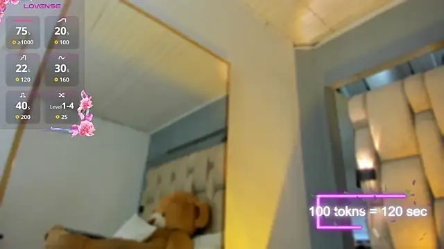 auroraflowers - AuroraFlowers's free webcam - UK Sex Cams