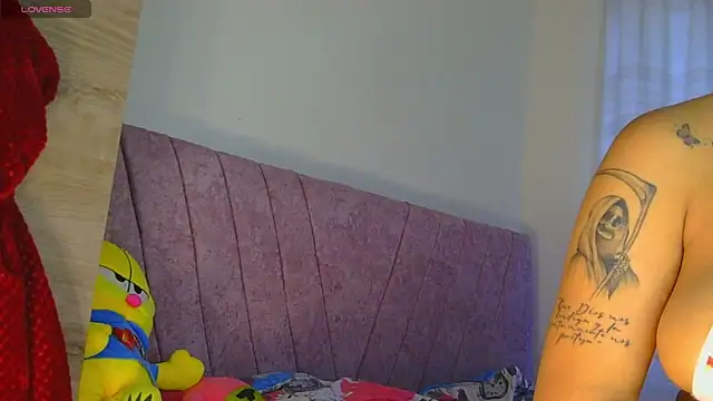 alessia_temptation - Alessia_temptation's free webcam - UK Sex Cams