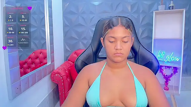 cristal_war - Cristal_War's free webcam - UK Sex Cams