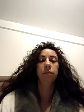 naughty69curls - Naughty69curls's free webcam - UK Sex Cams