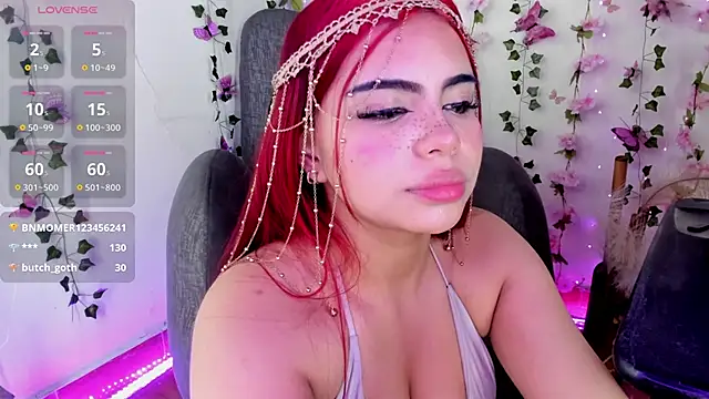 saray__jones - Saray__jones's free webcam - UK Sex Cams