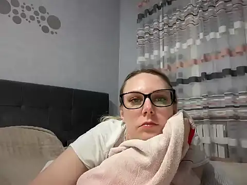 nikexpretty - NikexPretty's free webcam - UK Sex Cams