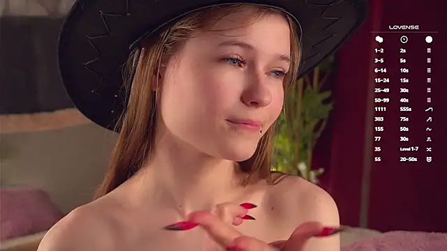 lynhillaire - LynHillaire's free webcam - UK Sex Cams