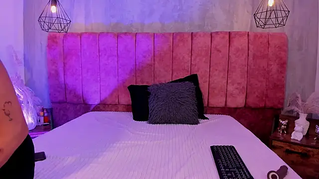 lunaarias - LunaArias's free webcam - UK Sex Cams