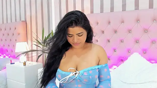 mia-stones - Mia-Stones's free webcam - UK Sex Cams