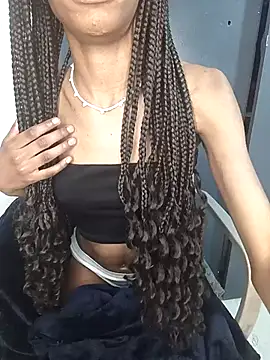 petitebarbie_05 - PetiteBarbie_05's free webcam - UK Sex Cams