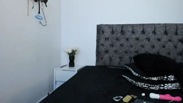 sweet__wild - Sweet__wild's free webcam - UK Sex Cams