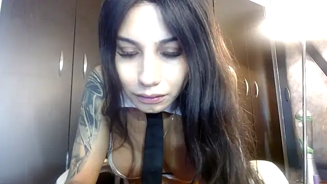saraplayboy96 - Saraplayboy96's free webcam - UK Sex Cams