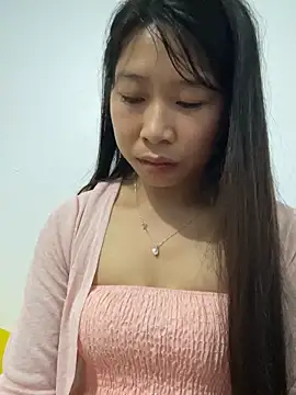 mayly_lucky2 - Mayly_lucky2's free webcam - UK Sex Cams