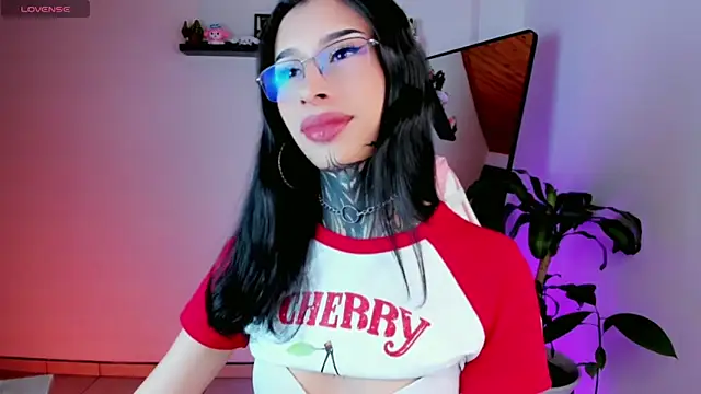 kali_ka_ - Kali_ka_'s free webcam - UK Sex Cams