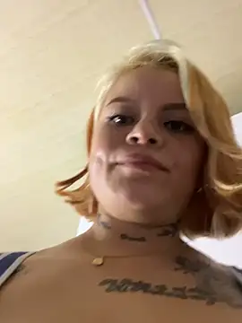 _cutegirls_ - _CuteGirls_'s free webcam - UK Sex Cams