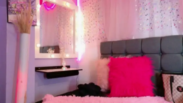 natalia_prada - Natalia_Prada's free webcam - UK Sex Cams