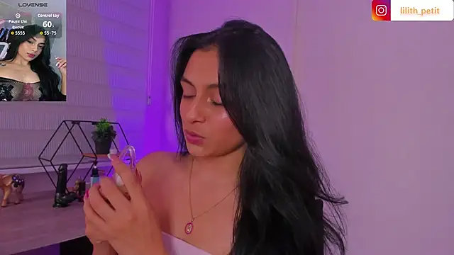 lilith_petit_ - Lilith_petit_'s free webcam - UK Sex Cams