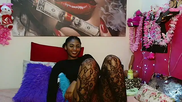 moreish-06 - Moreish-06's free webcam - UK Sex Cams
