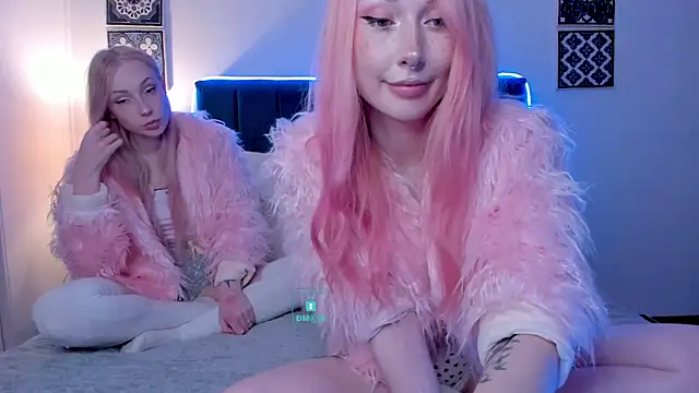 AlexRoseLiRed live sex cam