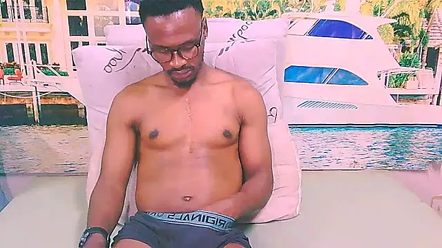 ebonytiger69 - EbonyTiger69's free webcam - UK Sex Cams