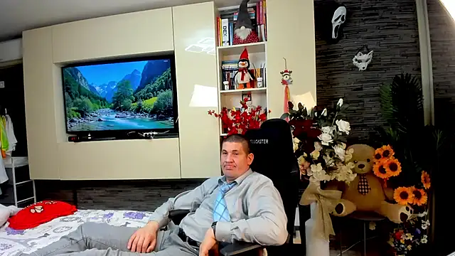 spartacusdaddy48 - SpartacusDaddy48's free webcam - UK Sex Cams