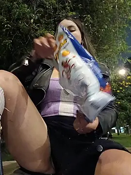 cata_city1106 (F young) - Cum public 😈💦