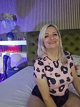 ladytouch (F milf) - 🔥Fuck my ASS🍆BIG DILDO😈