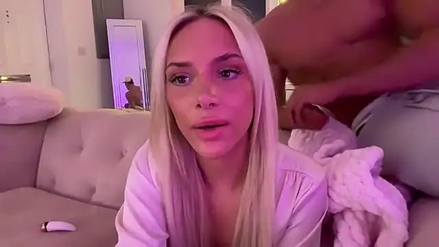naughtyblondex (Ask my age) - ass show 😈
