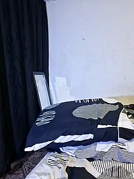backdoor_newbie (F teen) - Put machine in ass 🍑💦
