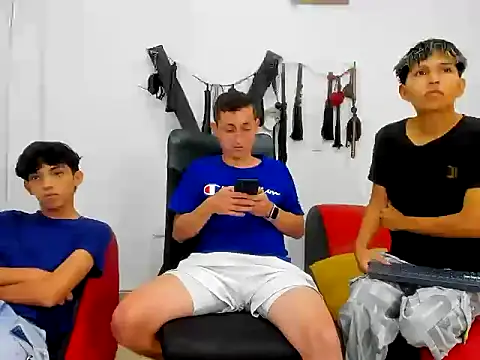 boys_latins18 (M twink) - deep throat