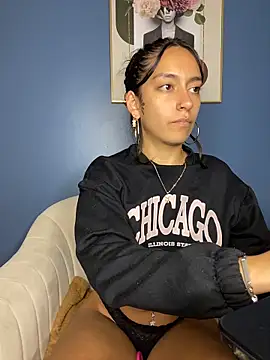DulceLatinaxo webcam