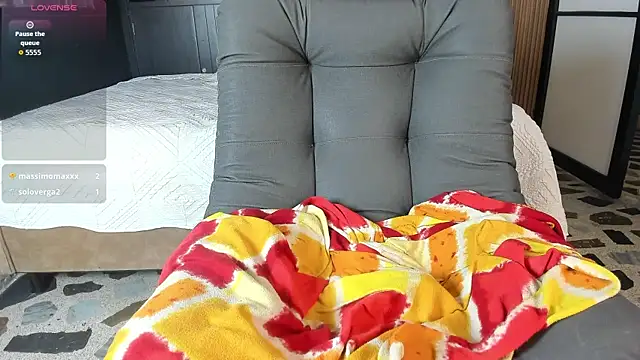 nahomyrusell webcam