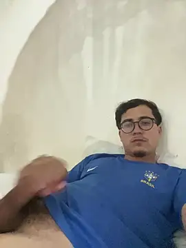safadinhofire live sex cam