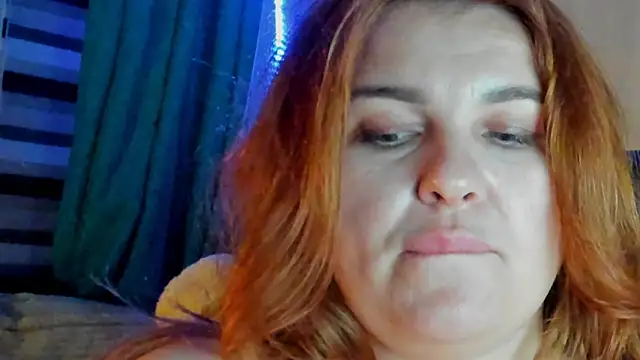 CoraSwon webcam