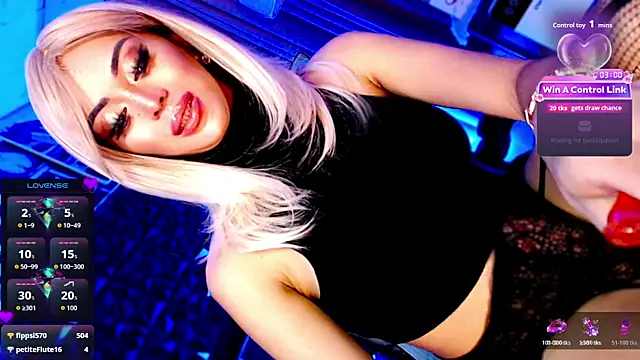 KYLIE_SHEMALE webcam