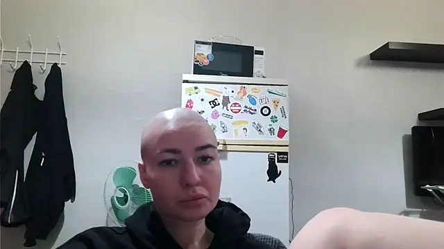 Julia_Bright