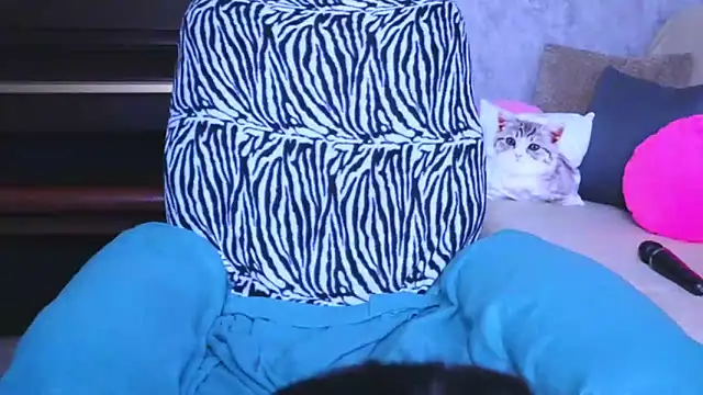 Kitty4_Reed webcam