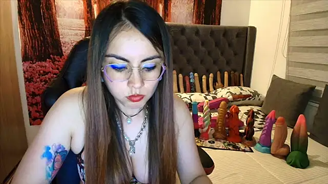 sofia23dirty (F young) - NAKED OIL BODY