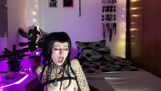ELENA_UMBRA webcam