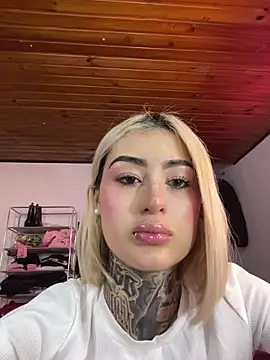 Cute_Baby999 webcam