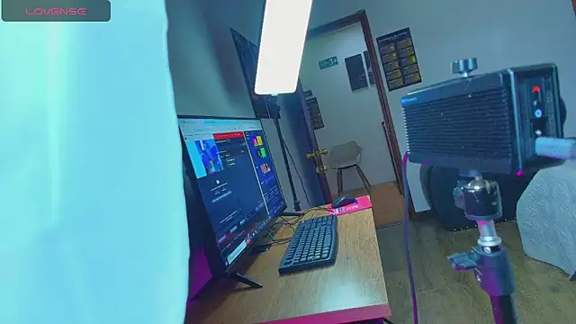 kittie_vixen - Kittie_Vixen's free webcam - UK Sex Cams