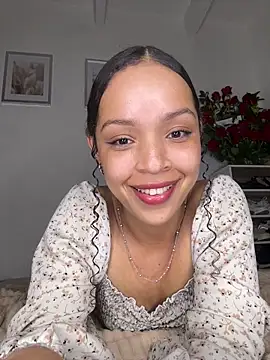 yasmin777_ - Yasmin777_'s free webcam - UK Sex Cams