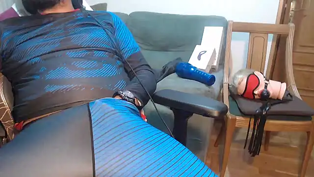 master4subslut - Master4subslut's free webcam - UK Sex Cams