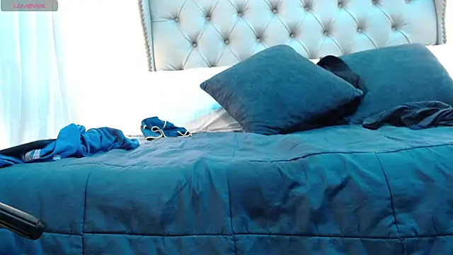 liiamthompson - Liiamthompson's free webcam - UK Sex Cams