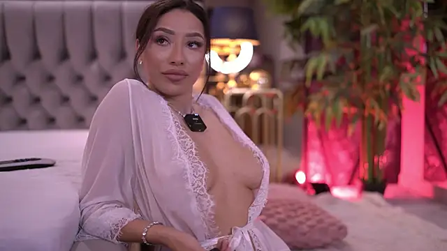 GinaValentinna