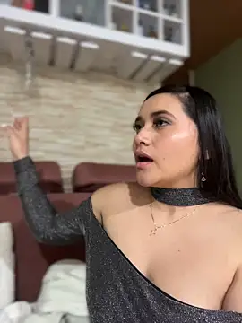 veronica_wins_ - Veronica_Wins_'s free webcam - UK Sex Cams