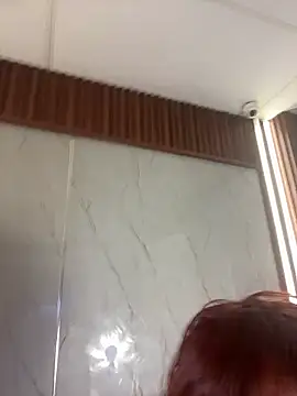 Eva_Feller69