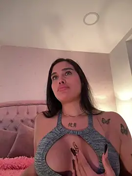 bella__wood - Bella__Wood's free webcam - UK Sex Cams