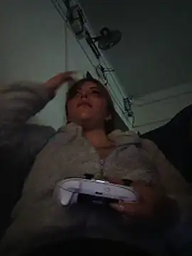 Isabella__Risky