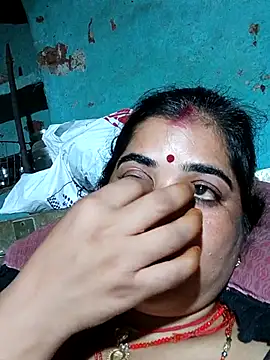 Hot_kamla