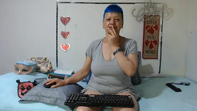 loquitaqueen011 webcam