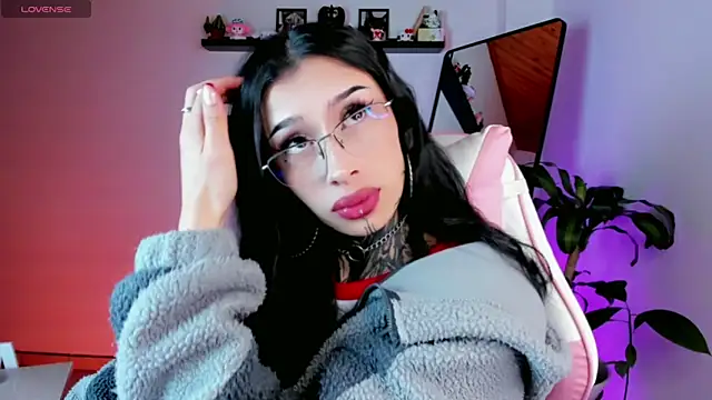 kali_ka_ - Kali_ka_'s free webcam - UK Sex Cams
