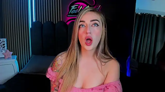 _mykinkydoll_ - _mykinkydoll_'s free webcam - UK Sex Cams